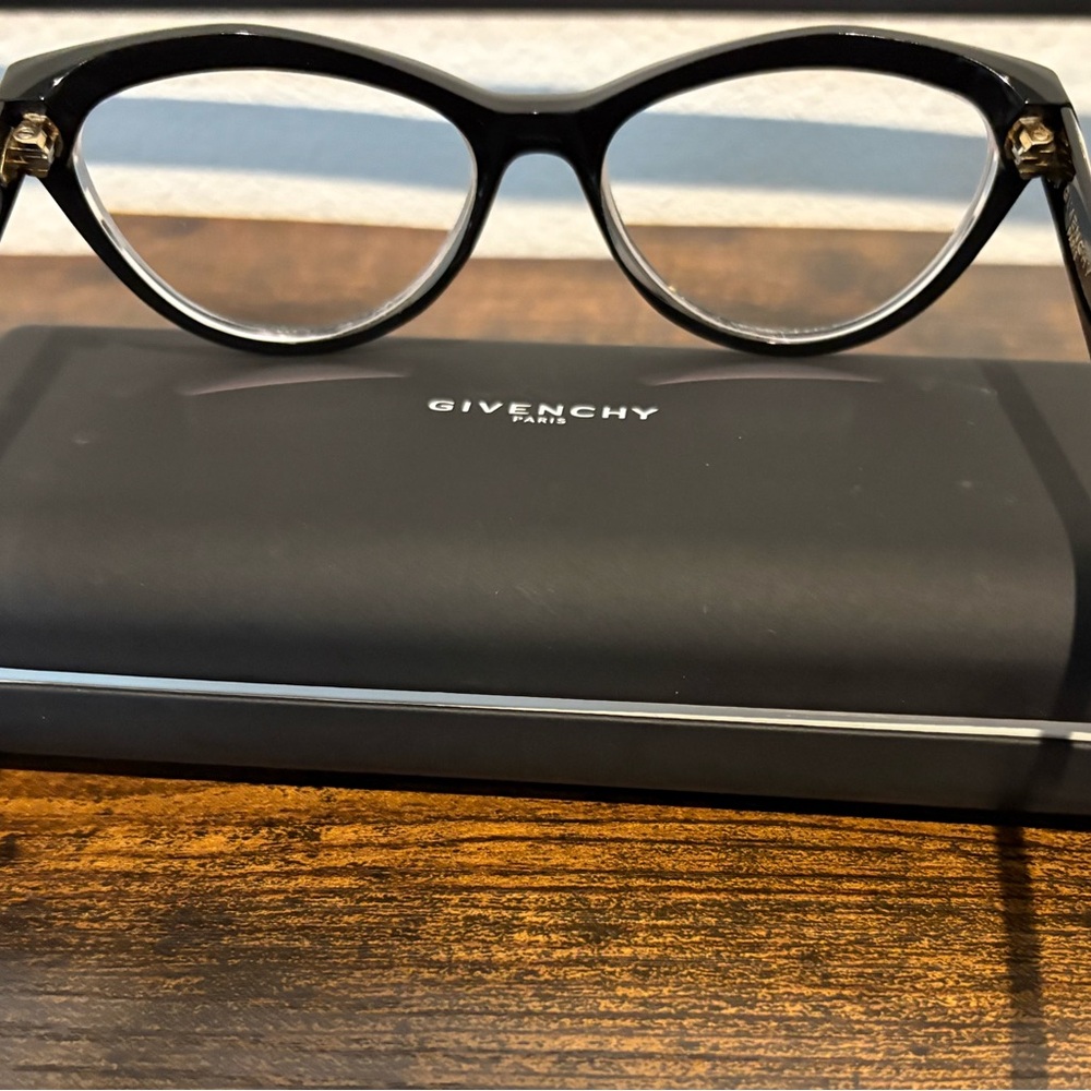 Givenchy Elegant Black Eyewear - image 5